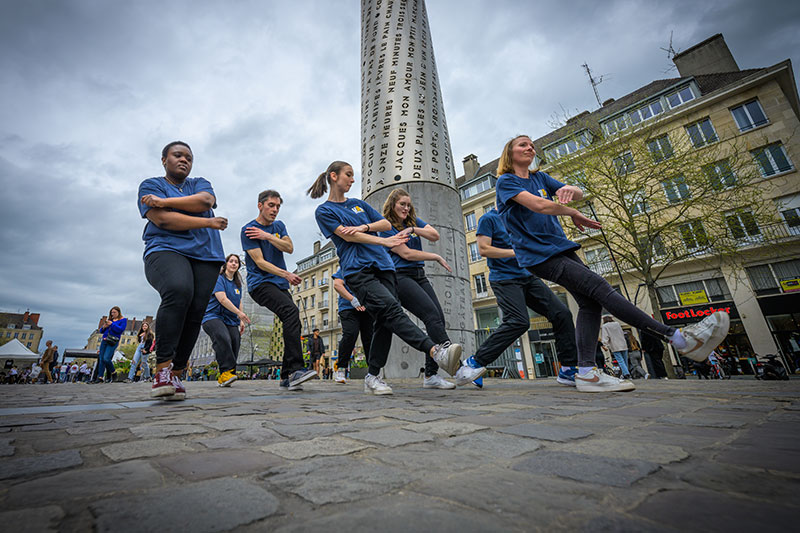 Entrez dans la danse !
